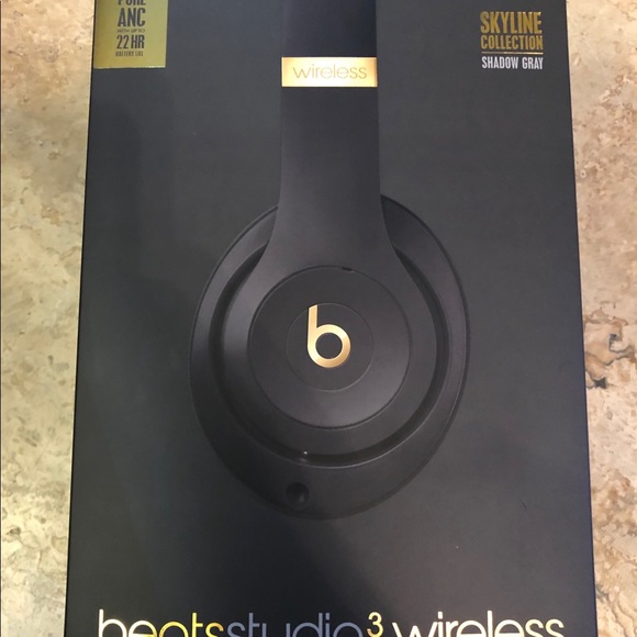 Beats Studio 3 Wireless Headphones - Picture 5 of 5